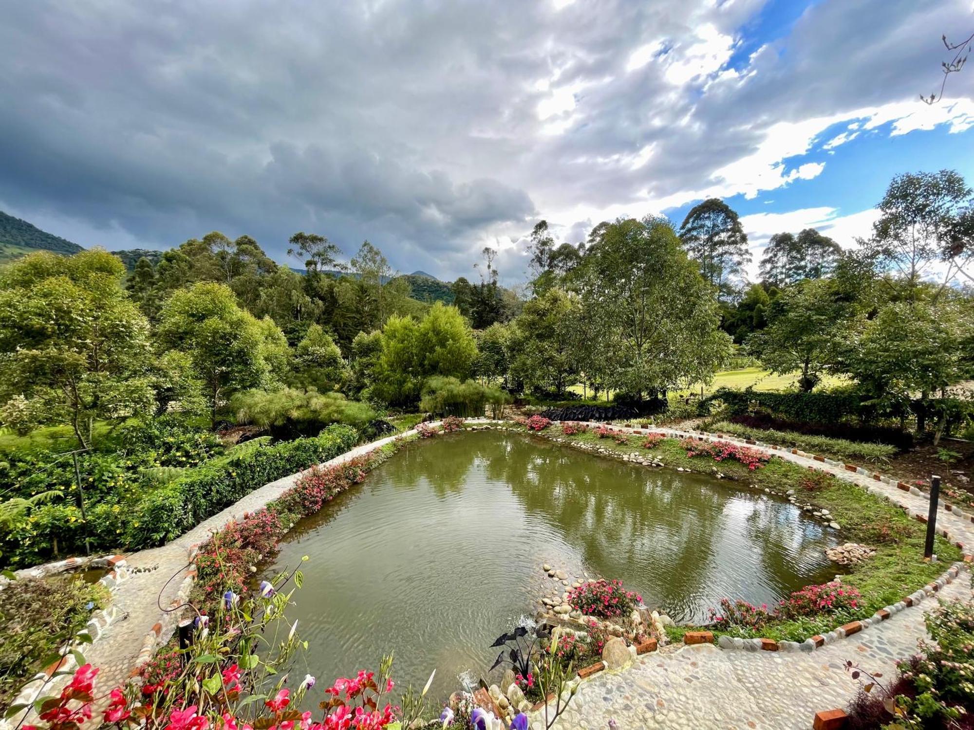 Hotel Lago Valdivia คาร์ดิน ภายนอก รูปภาพ