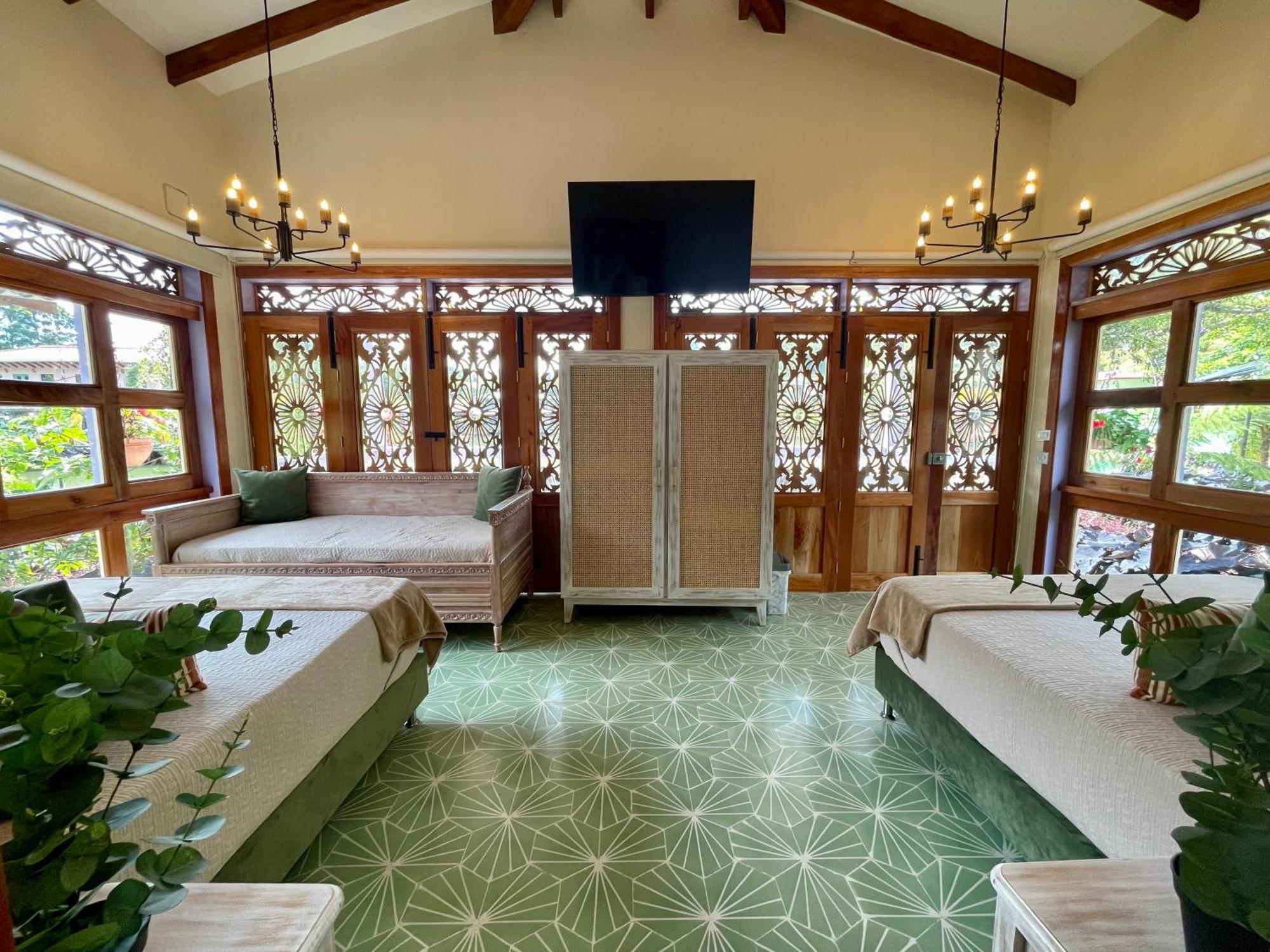 Hotel Lago Valdivia คาร์ดิน ภายนอก รูปภาพ